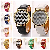 Women Wave Stripe Pu Leather Diamond Brand Luxury Lady Bracket Dress Wristwatch (Assorted Colors)C&D-193