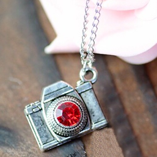 классический красный драгоценный камень форма камеры ожерелье (1 шт)