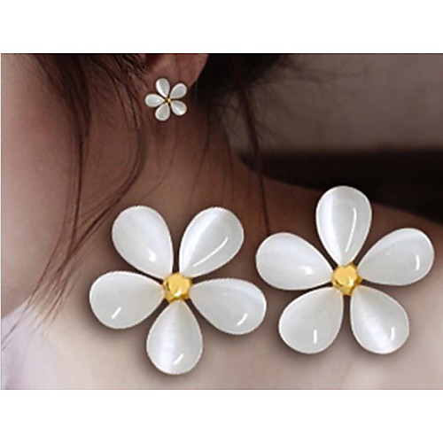 Love Is Your Fashion Pure And Fresh And Pure white Cherry Blossoms Earring Stud Earrings Lovely Flowers