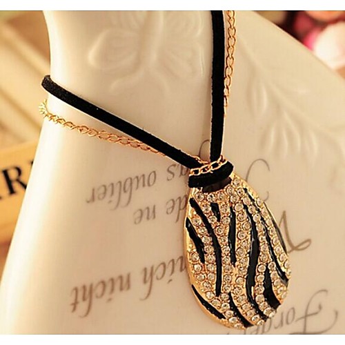 Love Is Your Fashion Personality Diamond ShanZuan Black And White Zebra Sweater Chain Necklace