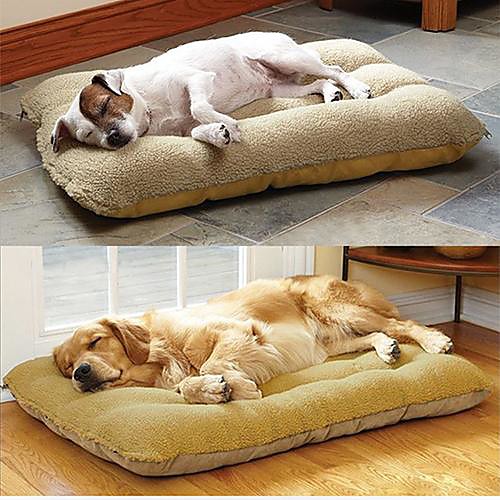 Large Dog Pet Nest with Lamb Suede Mat  7050