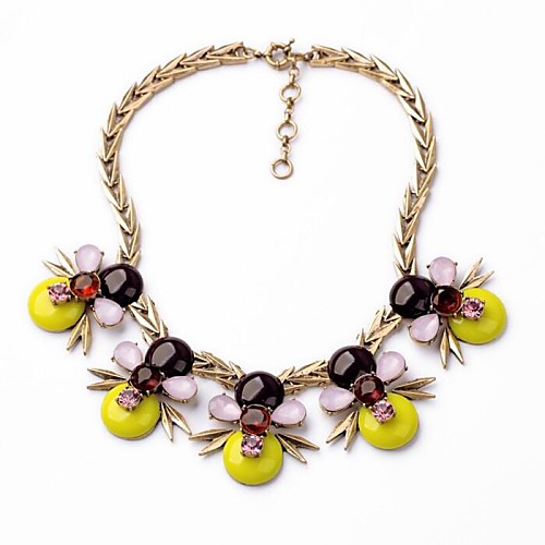 Stylish Flower Shape Copper Plated Necklace (1 Pc)