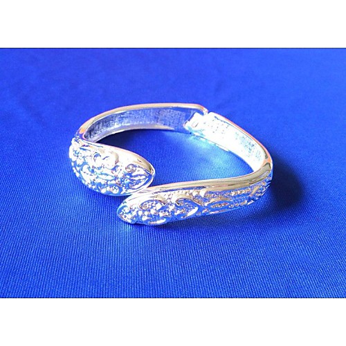 925 Silver Plated Women's Carved Bangle