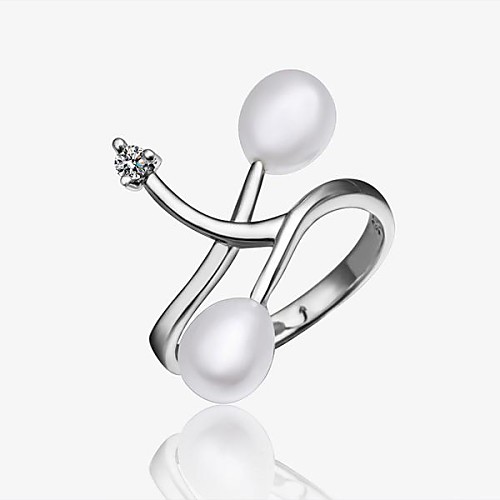 Women's Special Designed Platinum-plated  Elegent Pearl Ring