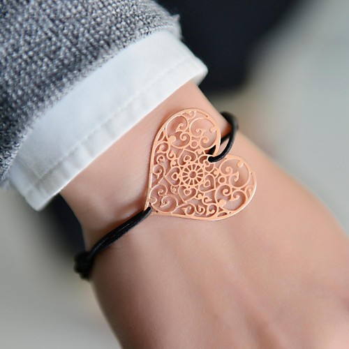 Fashion Women Heart Cut Out Stamping Elastic Bracelet