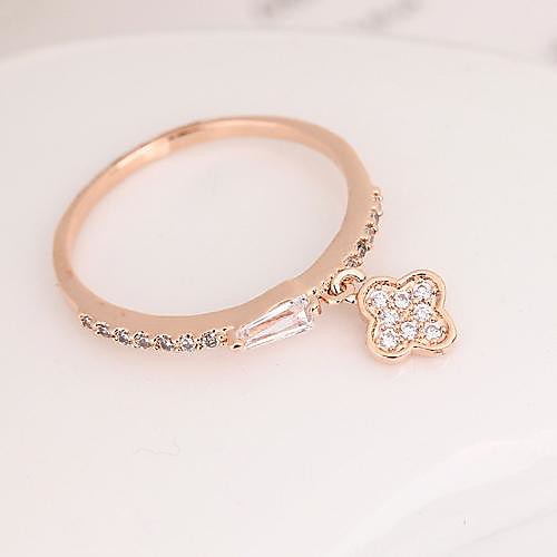 A Clover Small Pendant Set Zircon Ring