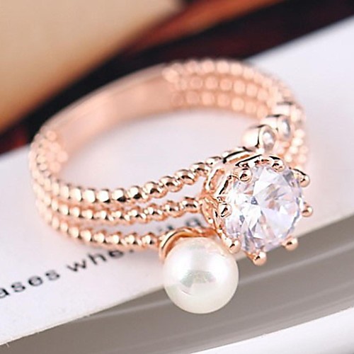 Fashion Gold  Diamanted Elegant Statement Ring(1  Pcs)