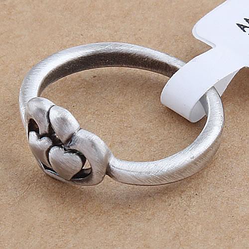 Fashion Retro Alloy Heart Rings Random Color