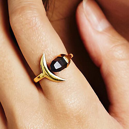 Fashion Crescent Purple Crystal Golden Alloy Statement Ring(1 Pc)