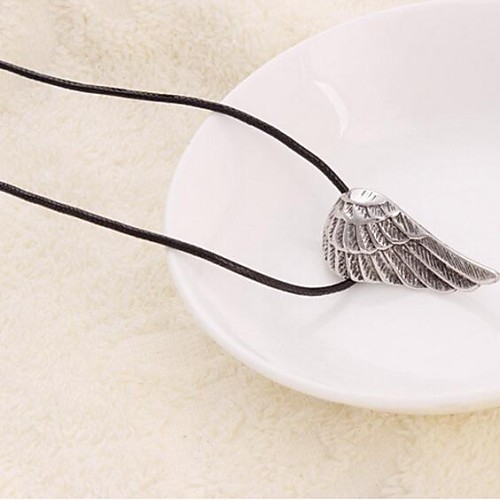 Korean Version of The Retro Angel Wings Necklace