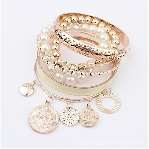 European Style Multilayers Imitation Pearl Coins Charm Bracelets (Beige / Black)