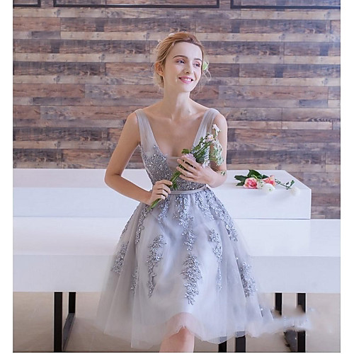 A-Line V Neck Knee Length Lace / Tulle Cocktail Party / Prom Dress with Appliques / Lace by LAN TING Express
A-Line V Neck Knee Length Lace / Tulle Cocktail Party / Prom Dress with Appliques / Lace by LAN TING Express