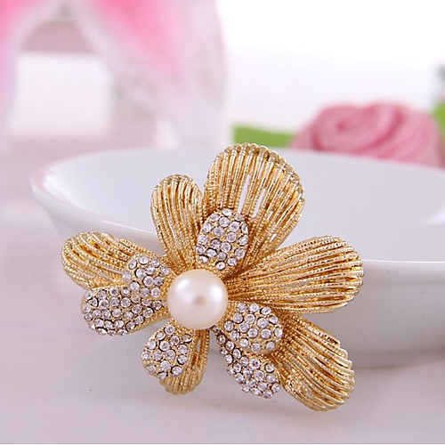 Women's Hollow Out Brooches Imitation Pearl Rhinestone Flower Ladies Stylish Classic Brooch Jewelry Gold For Daily
Women's Hollow Out Brooches Imitation Pearl Rhinestone Flower Ladies Stylish Classic Brooch Jewelry Gold For Daily