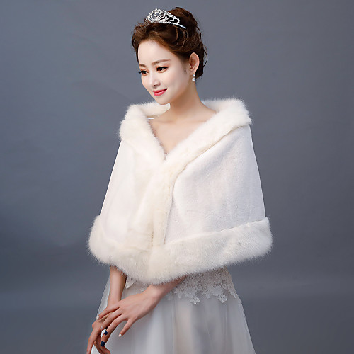 Sleeveless Faux Fur Wedding / Party / Evening Women's Wrap With Lace Top Capes
Sleeveless Faux Fur Wedding / Party / Evening Women's Wrap With Lace Top Capes