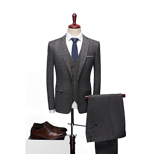 Solid Colored Standard Fit Spandex / Polyster Suit - Notch Single Breasted One-button / Suits
Solid Colored Standard Fit Spandex / Polyster Suit - Notch Single Breasted One-button / Suits