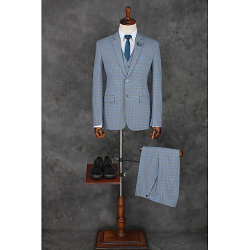 Gray Striped Standard Fit Cotton / Polyester Suit - Notch Single Breasted Two-buttons / Suits
Gray Striped Standard Fit Cotton / Polyester Suit - Notch Single Breasted Two-buttons / Suits