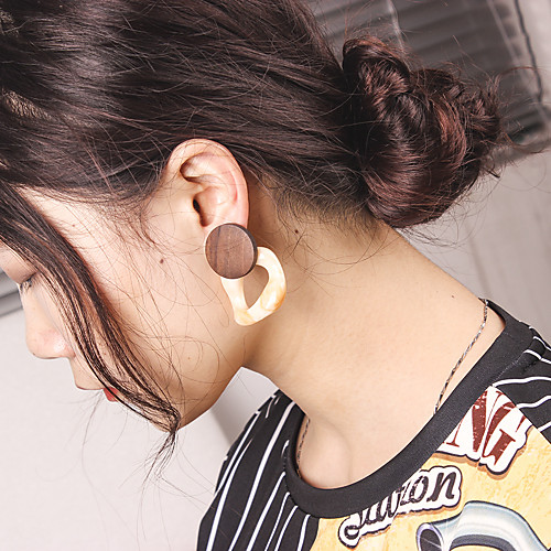 Women's Geometrical Earrings Resin Wood Earrings European Trendy Fashion Modern Jewelry White / Brown For Party Daily Carnival Street Work 1 Pair
Women's Geometrical Earrings Resin Wood Earrings European Trendy Fashion Modern Jewelry White / Brown For Party Daily Carnival Street Work 1 Pair