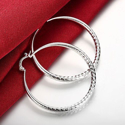 Women's Hollow Out Hoop Earrings Silver Plated Earrings Stylish Simple Jewelry Silver For Daily Work 1 Pair
Women's Hollow Out Hoop Earrings Silver Plated Earrings Stylish Simple Jewelry Silver For Daily Work 1 Pair