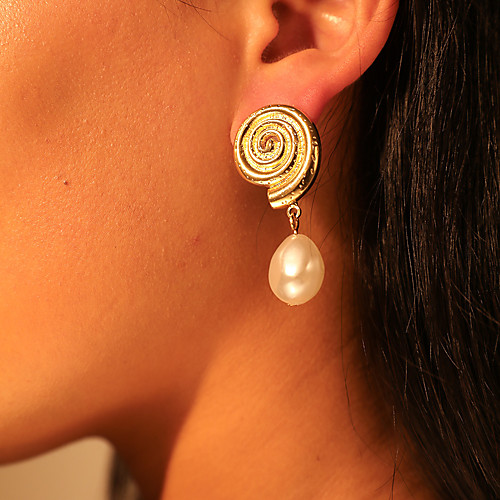 Women's Retro Drop Earrings Imitation Pearl Earrings Classic Vintage Baroque European Elegant Jewelry Gold For Gift Daily Street Holiday Work 1 Pair
Women's Retro Drop Earrings Imitation Pearl Earrings Classic Vintage Baroque European Elegant Jewelry Gold For Gift Daily Street Holiday Work 1 Pair