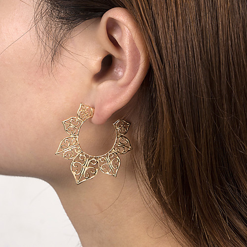 Women's Hollow Out Hoop Earrings Earrings Earrings Flower Classic Vintage European Ethnic Boho Jewelry Gold / Silver For Party Daily Carnival Street Work 1 Pair
Women's Hollow Out Hoop Earrings Earrings Earrings Flower Classic Vintage European Ethnic Boho Jewelry Gold / Silver For Party Daily Carnival Street Work 1 Pair