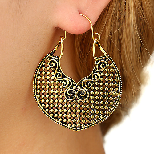 Women's Hollow Out Hoop Earrings Earrings Classic Vintage European Ethnic Jewelry Gold / Silver For Daily Street Holiday Work 1 Pair
Women's Hollow Out Hoop Earrings Earrings Classic Vintage European Ethnic Jewelry Gold / Silver For Daily Street Holiday Work 1 Pair