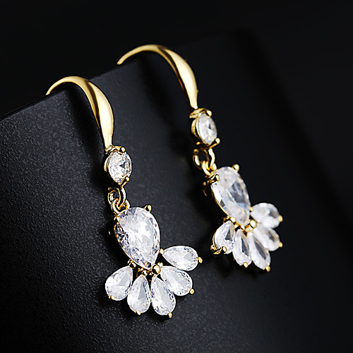 Women's Silver Cubic Zirconia Hoop Earrings S925 Sterling Silver Earrings Drop Jewelry Gold / Silver For Wedding Gift 1 Pair
Women's Silver Cubic Zirconia Hoop Earrings S925 Sterling Silver Earrings Drop Jewelry Gold / Silver For Wedding Gift 1 Pair