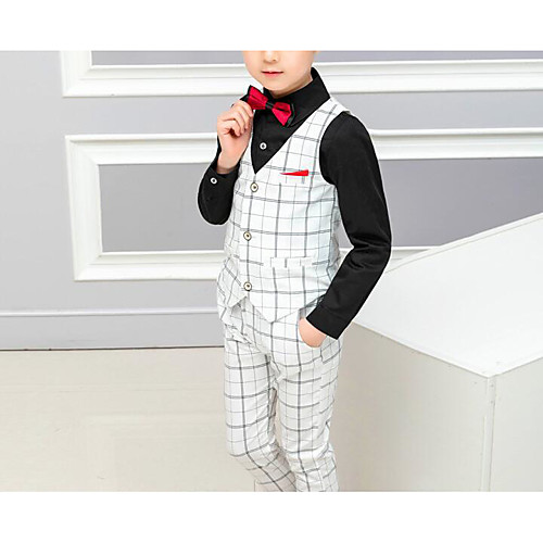 White / Black Cotton / Polyster Ring Bearer Suit - 1 set Includes Vest / Pants / Bow Tie
White / Black Cotton / Polyster Ring Bearer Suit - 1 set Includes Vest / Pants / Bow Tie