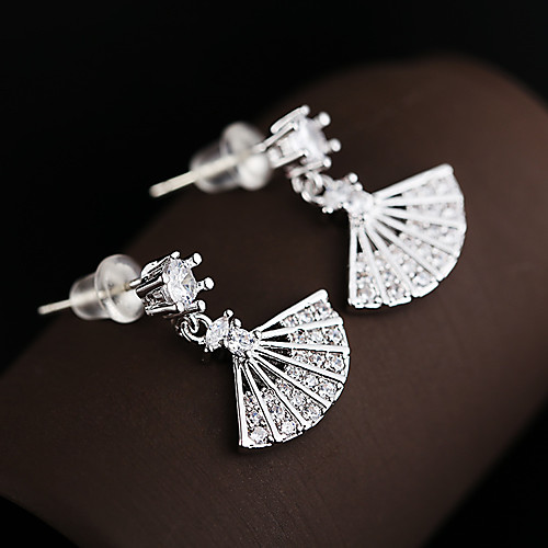 Women's Silver Cubic Zirconia Hoop Earrings S925 Sterling Silver Earrings Jewelry Gold / Silver For Wedding Gift 1 Pair
Women's Silver Cubic Zirconia Hoop Earrings S925 Sterling Silver Earrings Jewelry Gold / Silver For Wedding Gift 1 Pair