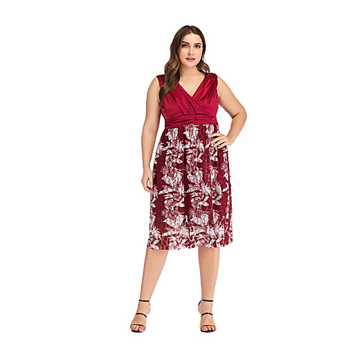 A-Line Plunging Neck Knee Length Chiffon Cocktail Party Dress with Pattern / Print by LAN TING Express
A-Line Plunging Neck Knee Length Chiffon Cocktail Party Dress with Pattern / Print by LAN TING Express