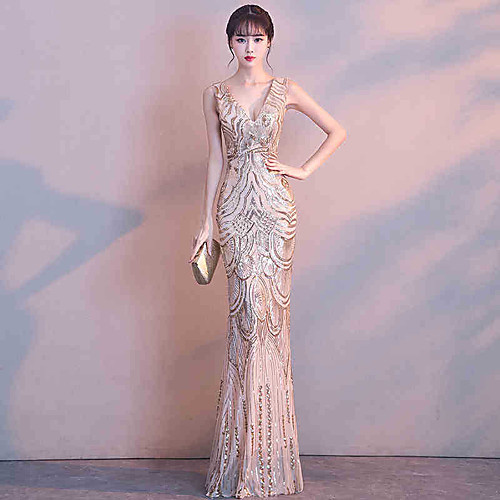 Mermaid / Trumpet Plunging Neck Floor Length Sequined Formal Evening Dress with Sequin by LAN TING Express
Mermaid / Trumpet Plunging Neck Floor Length Sequined Formal Evening Dress with Sequin by LAN TING Express