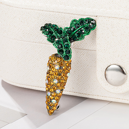 Women's Brooches Floral Theme Carrot Cartoon Fashion Brooch Jewelry Yellow and Green For Gift Daily
Women's Brooches Floral Theme Carrot Cartoon Fashion Brooch Jewelry Yellow and Green For Gift Daily