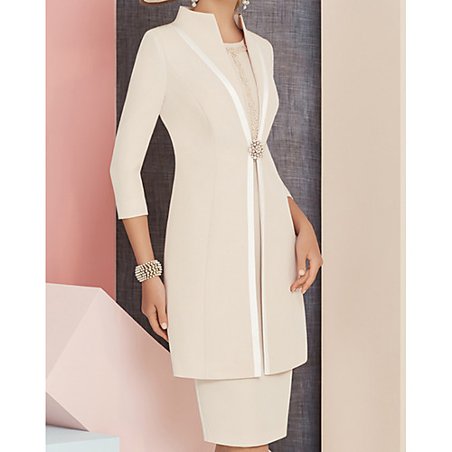 Sheath / Column Jewel Neck Knee Length Satin Mother of the Bride Dress with Beading / Crystals by LAN TING Express / Wrap Included
Sheath / Column Jewel Neck Knee Length Satin Mother of the Bride Dress with Beading / Crystals by LAN TING Express / Wrap Included