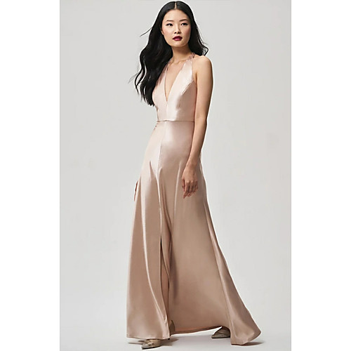 A-Line Halter Neck Floor Length Satin Bridesmaid Dress with Split Front by LAN TING Express
A-Line Halter Neck Floor Length Satin Bridesmaid Dress with Split Front by LAN TING Express