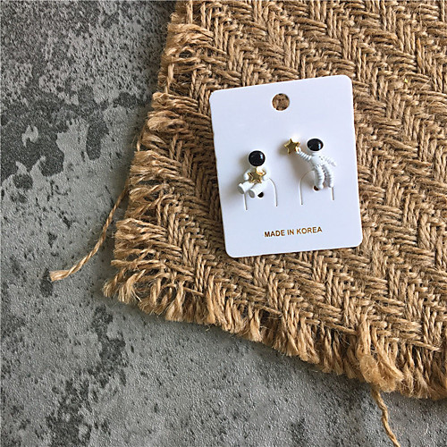 Women's Earrings Monogram Star Gold Plated S925 Sterling Silver Earrings Jewelry White For Gift Daily Festival 1 Pair
Women's Earrings Monogram Star Gold Plated S925 Sterling Silver Earrings Jewelry White For Gift Daily Festival 1 Pair