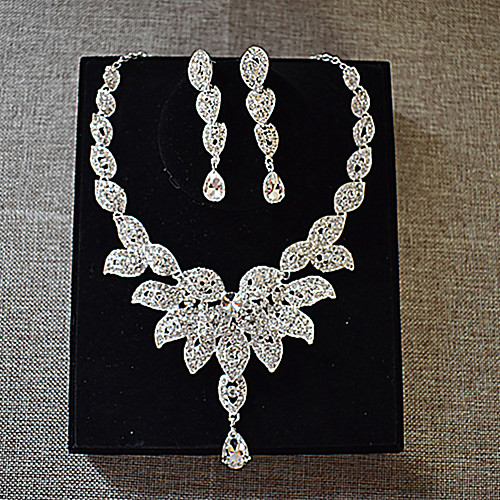 Women's Clear Crystal Bridal Jewelry Sets Flower Petal Luxury Earrings Jewelry Silver For Wedding Party Engagement 1 set
Women's Clear Crystal Bridal Jewelry Sets Flower Petal Luxury Earrings Jewelry Silver For Wedding Party Engagement 1 set