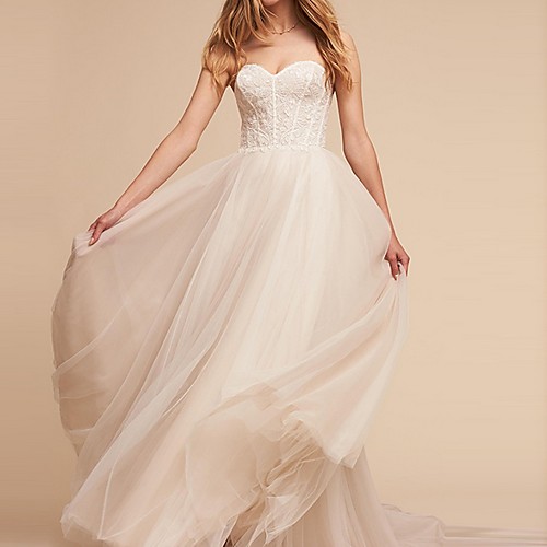 A-Line Sweetheart Neckline Sweep / Brush Train Tulle Made-To-Measure Wedding Dresses with Appliques by LAN TING Express
A-Line Sweetheart Neckline Sweep / Brush Train Tulle Made-To-Measure Wedding Dresses with Appliques by LAN TING Express
