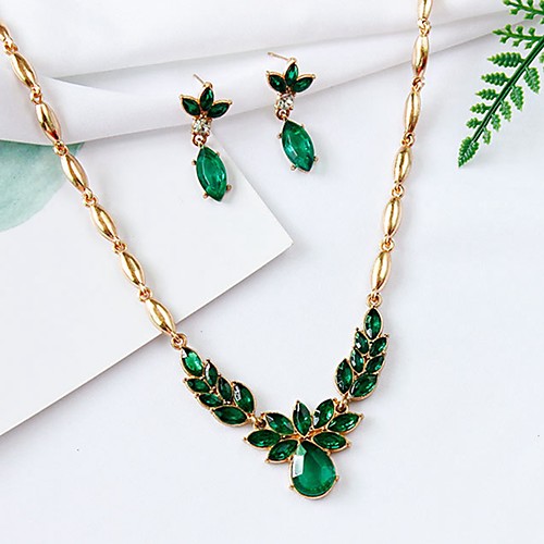 Women's Synthetic Emerald Necklace Earrings Fashion Elegant Earrings Jewelry Gold For Party Daily 1 set
Women's Synthetic Emerald Necklace Earrings Fashion Elegant Earrings Jewelry Gold For Party Daily 1 set