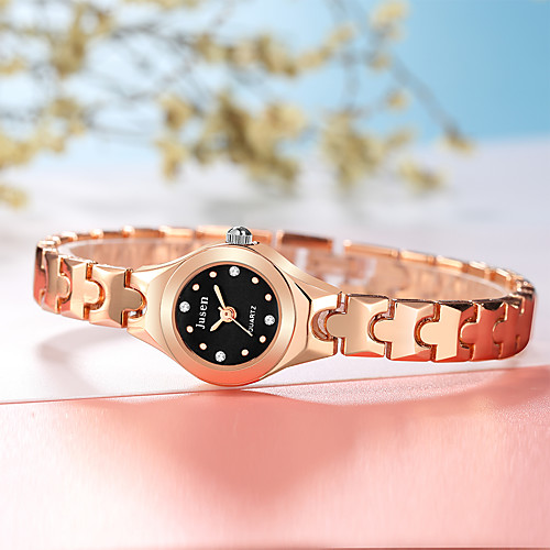 New Fashion Women's Quartz Watches Synthetic Diamond Luxury Golden Small Dial Analog Wristwatch For Ladies Bracelet Watches
New Fashion Women's Quartz Watches Synthetic Diamond Luxury Golden Small Dial Analog Wristwatch For Ladies Bracelet Watches
