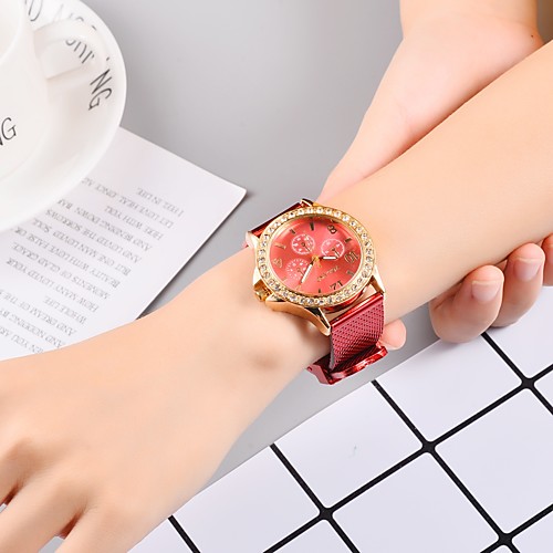 Women's Quartz Watches Casual Fashion Black White Blue Alloy Chinese Quartz Black Rose Gold White Creative New Design Casual Watch 1 pc Analog One Year Battery Life
Women's Quartz Watches Casual Fashion Black White Blue Alloy Chinese Quartz Black Rose Gold White Creative New Design Casual Watch 1 pc Analog One Year Battery Life