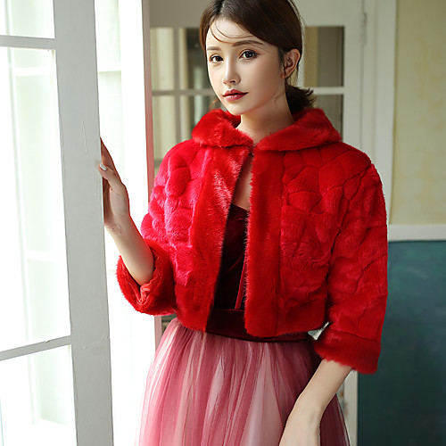 3/4 Length Sleeve Faux Fur Wedding / Party / Evening Women's Wrap With Patterned Shrugs
3/4 Length Sleeve Faux Fur Wedding / Party / Evening Women's Wrap With Patterned Shrugs