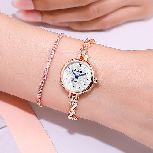 Women's Quartz Watches Synthetic Diamond Luxury Fashion Silver Gold Alloy Chinese Quartz GoldenBlack WhiteGolden Gold Pink Adorable Imitation Diamond 30 m 1 pc Analog Two Years Battery Life
Women's Quartz Watches Synthetic Diamond Luxury Fashion Silver Gold Alloy Chinese Quartz GoldenBlack WhiteGolden Gold Pink Adorable Imitation Diamond 30 m 1 pc Analog Two Years Battery Life