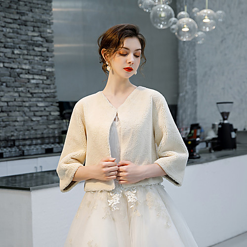 3/4 Length Sleeve Polyester Wedding / Party / Evening Women's Wrap With Solid Shrugs
3/4 Length Sleeve Polyester Wedding / Party / Evening Women's Wrap With Solid Shrugs