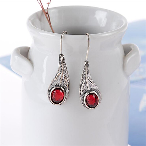 Women's Drop Earrings Vintage Style Leaf Vintage Imitation Diamond Earrings Jewelry Red For Party Evening Gift Formal Date Street 1 Pair
Women's Drop Earrings Vintage Style Leaf Vintage Imitation Diamond Earrings Jewelry Red For Party Evening Gift Formal Date Street 1 Pair