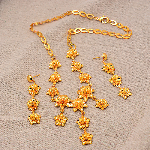 Women's Jewelry Set Classic Tassel Trendy Ethnic Fashion Gold Plated Earrings Jewelry Gold For Christmas Wedding Gift Street Festival 1 set
Women's Jewelry Set Classic Tassel Trendy Ethnic Fashion Gold Plated Earrings Jewelry Gold For Christmas Wedding Gift Street Festival 1 set