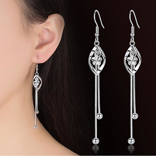 Women's Hoop Earrings Earrings Classic Fashion Punk Trendy Romantic Sweet Cute Earrings Jewelry Silver For Gift Date Street Birthday Festival 1 Pair
Women's Hoop Earrings Earrings Classic Fashion Punk Trendy Romantic Sweet Cute Earrings Jewelry Silver For Gift Date Street Birthday Festival 1 Pair
