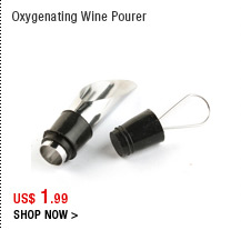 Oxygenating Wine Pourer